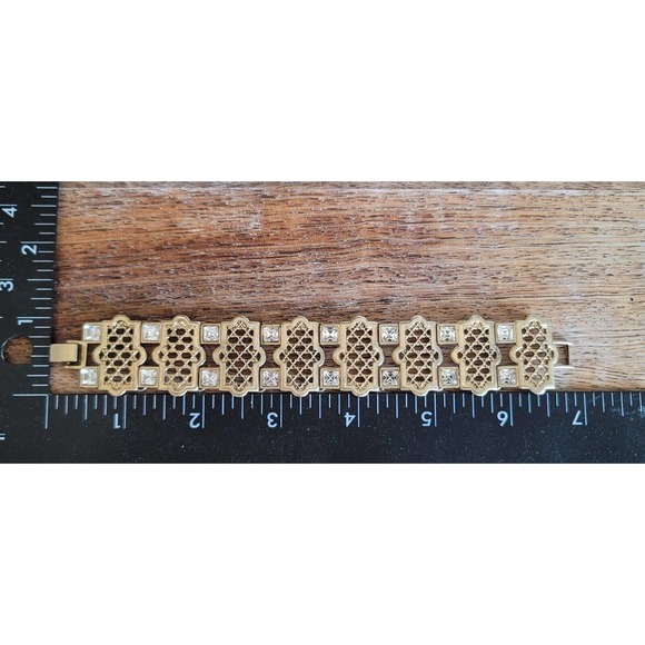 Vintage Signed KF Gold and Clear Acrylic Stone Open Link Bracelet - Picture 6 of 6